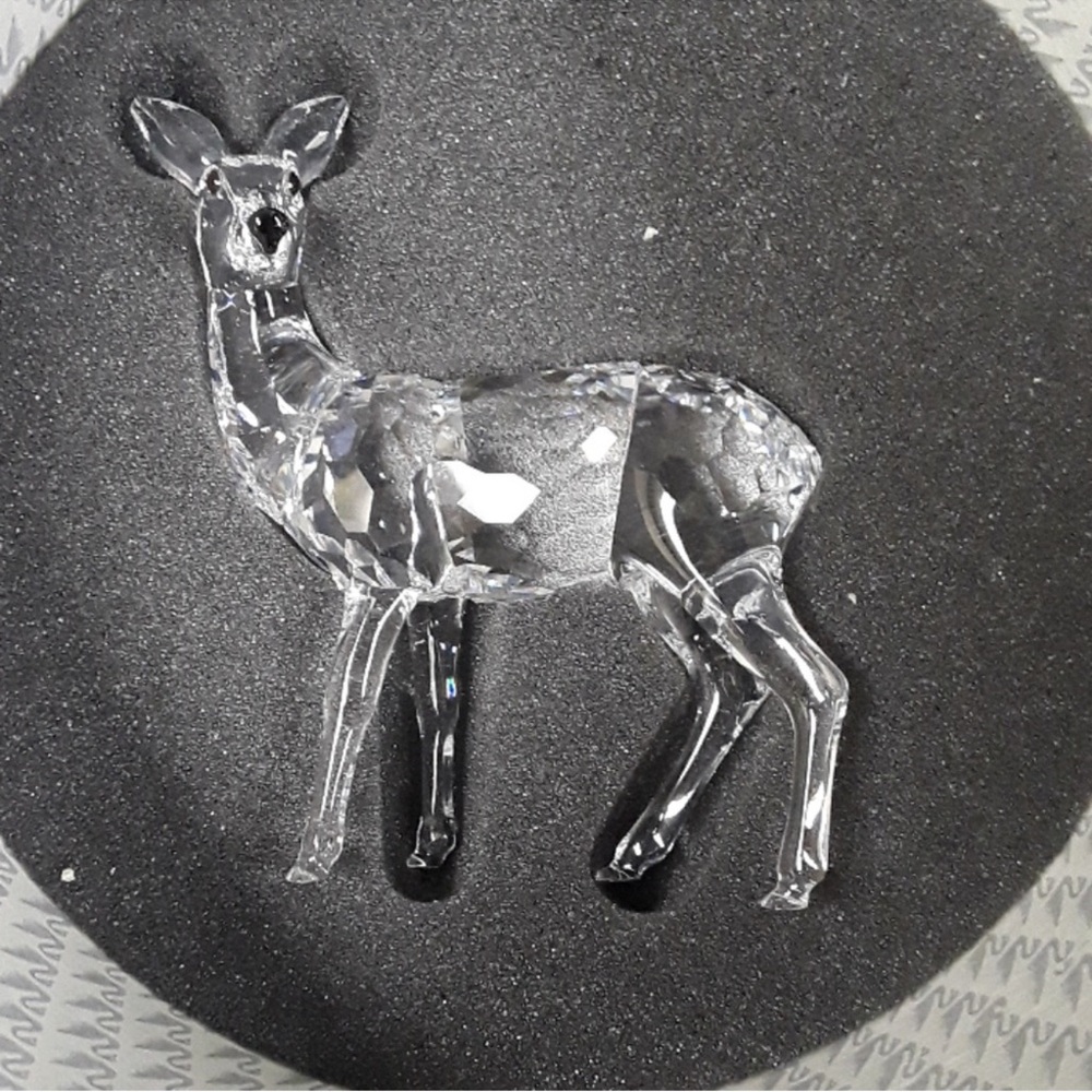 Swarovski Crystal Deer Figurine - Picture 2 of 4